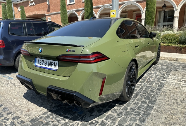 BMW M5 G90