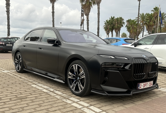 BMW M760e xDrive