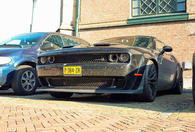 Dodge Challenger SRT-8