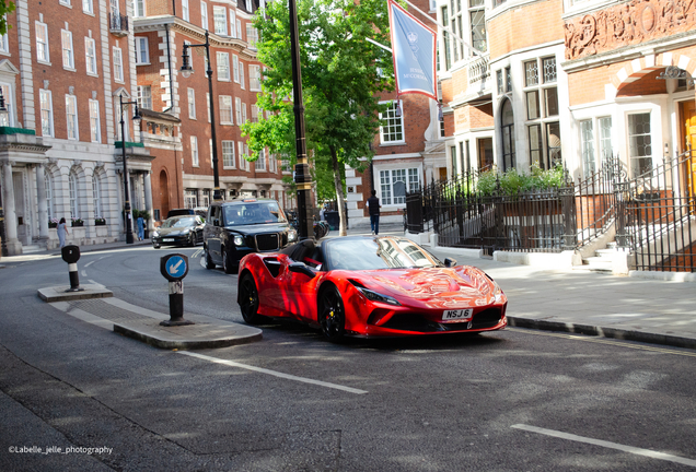 Ferrari F8 Spider
