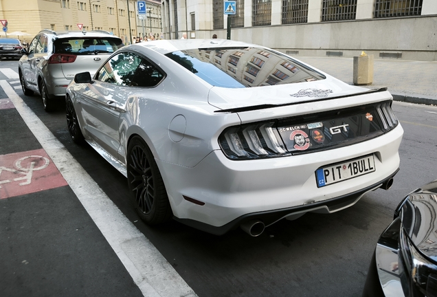 Ford Mustang GT 2015