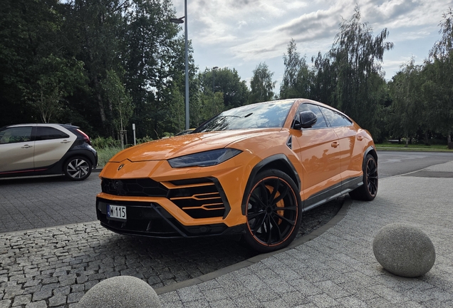 Lamborghini Urus