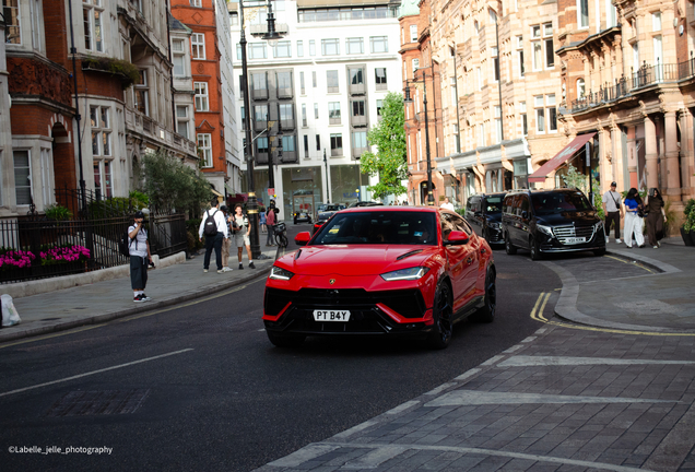 Lamborghini Urus Performante