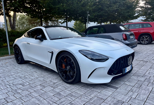 Mercedes-AMG GT 63 C192
