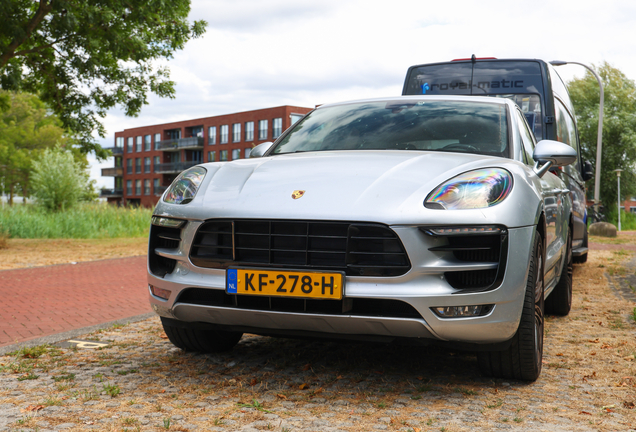 Porsche 95B Macan Turbo MkI