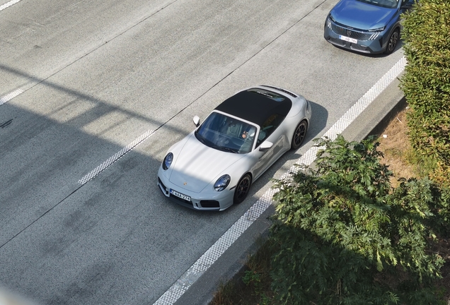 Porsche 992 Carrera 4S Cabriolet MkII