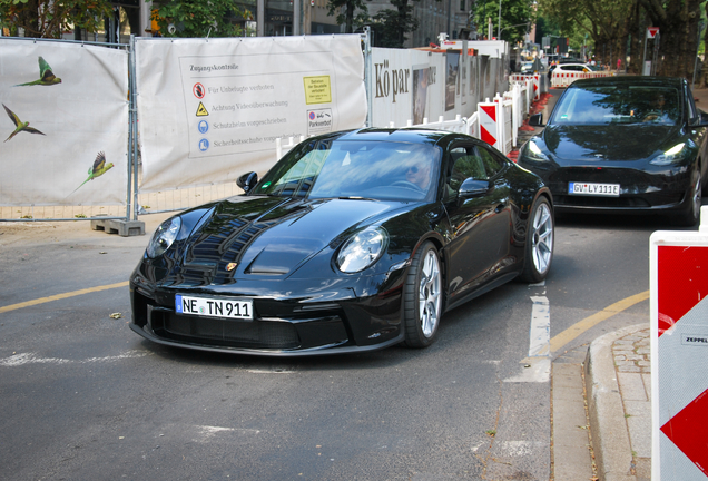 Porsche 992 S/T