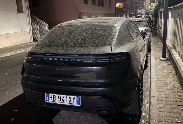 Porsche Macan EV Turbo