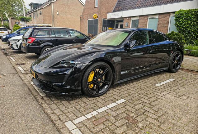 Porsche Taycan Turbo MkI