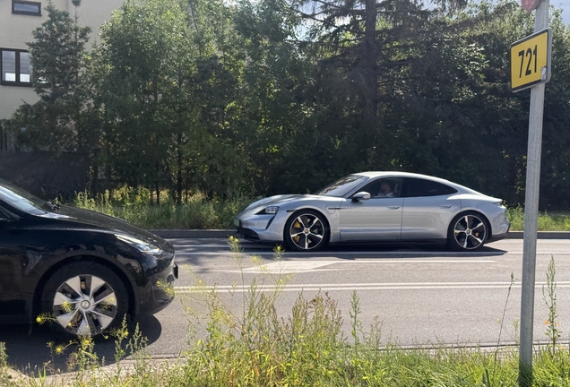 Porsche Taycan Turbo S MkI