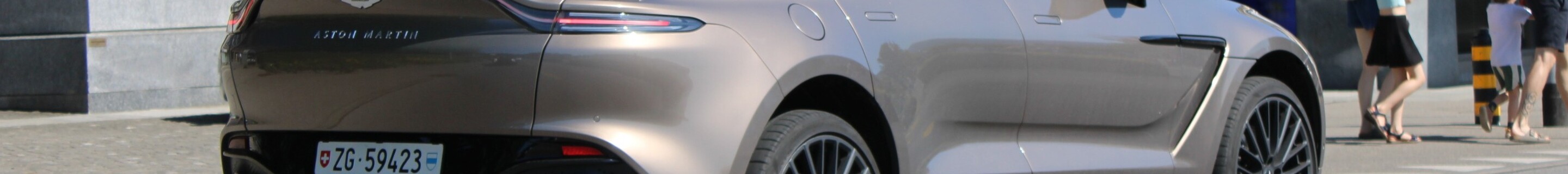 Aston Martin DBX