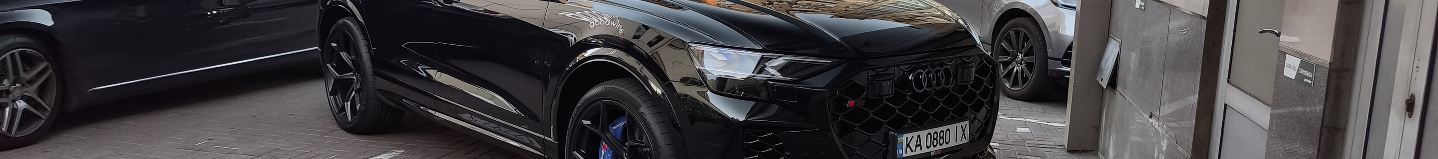 Audi RS Q8 2024