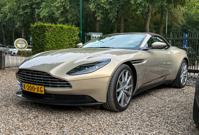 Aston Martin DB11 V8 Volante