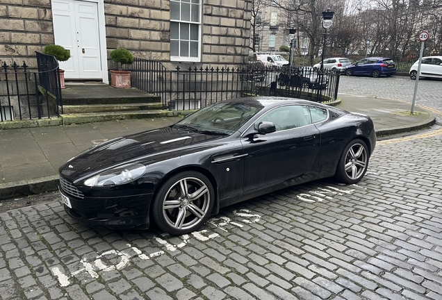 Aston Martin DB9 2010