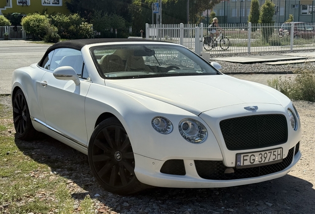Bentley Continental GTC 2012