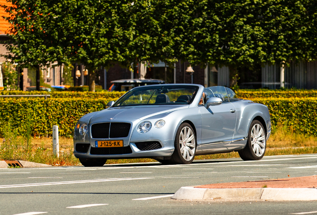 Bentley Continental GTC V8