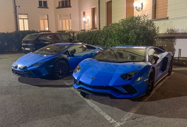 Lamborghini Aventador S LP740-4
