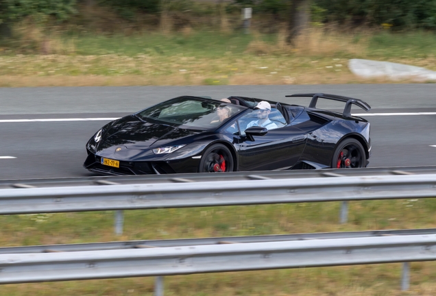 Lamborghini Huracán LP640-4 Performante Spyder