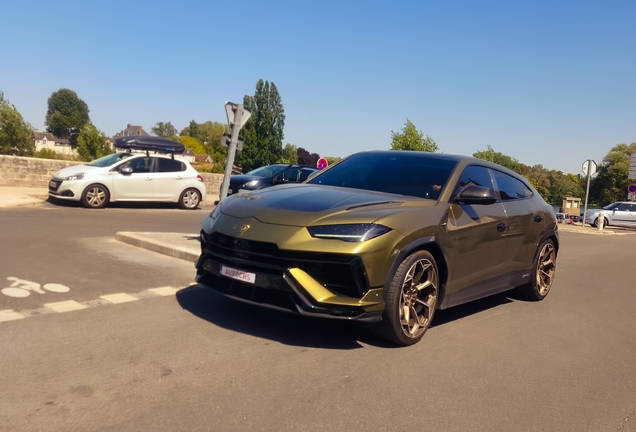 Lamborghini Urus Performante