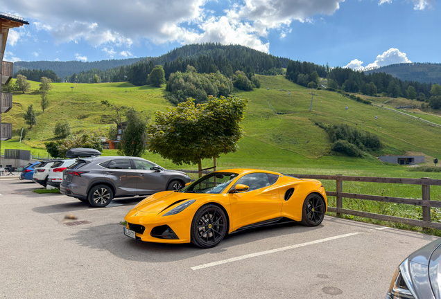 Lotus Emira