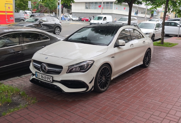 Mercedes-AMG CLA 45 C117