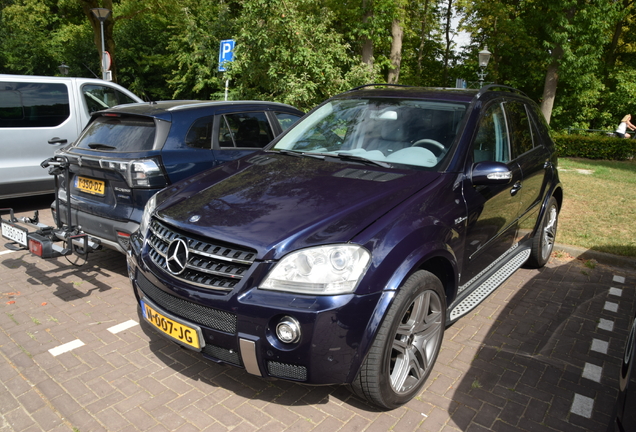 Mercedes-Benz ML 63 AMG W164