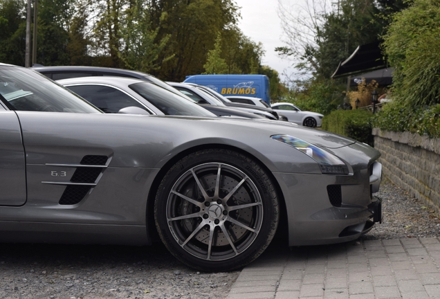 Mercedes-Benz SLS AMG