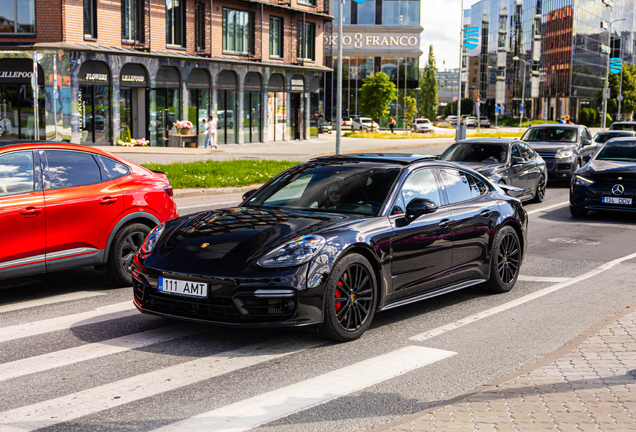 Porsche 971 Panamera GTS MkI