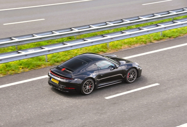 Porsche 992 Carrera 4 GTS MkI