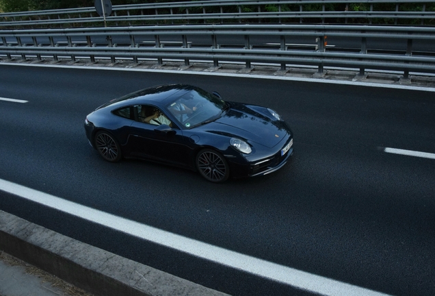 Porsche 992 Carrera 4S MkI