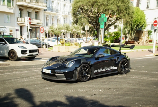 Porsche 992 GT3 RS MkI Weissach Package