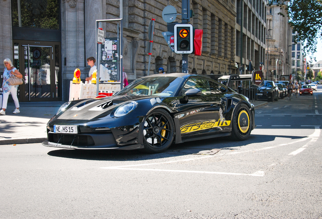 Porsche 992 GT3 RS MkI Weissach Package Manthey Racing