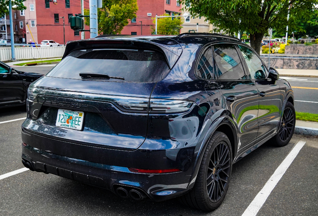 Porsche 9YA Cayenne GTS MkI