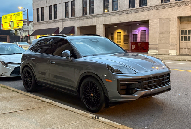 Porsche 9YA Cayenne GTS MkII