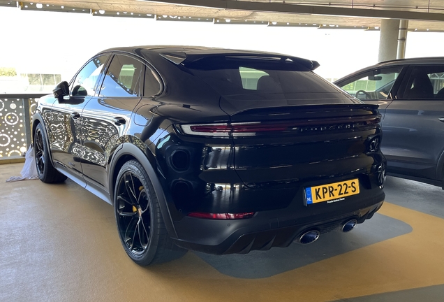 Porsche Cayenne Coupé Turbo E-Hybrid