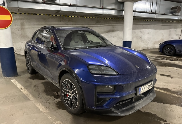 Porsche Macan EV Turbo