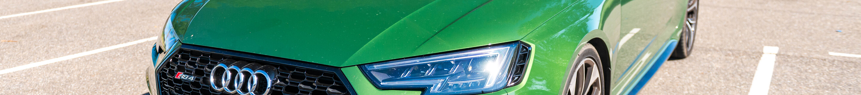 Audi RS4 Avant B9