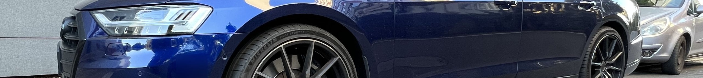 Audi S8 D5