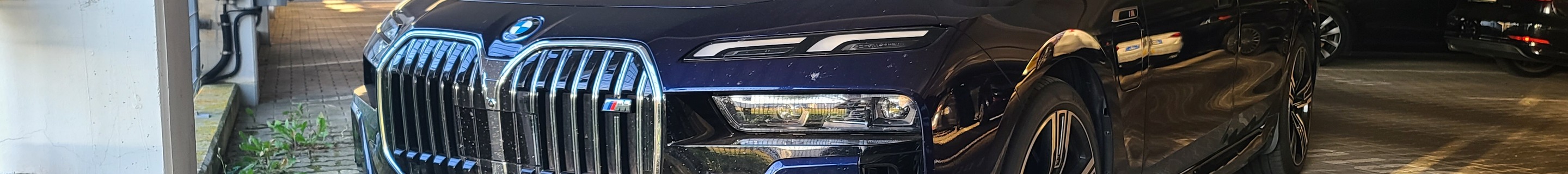 BMW M760e xDrive