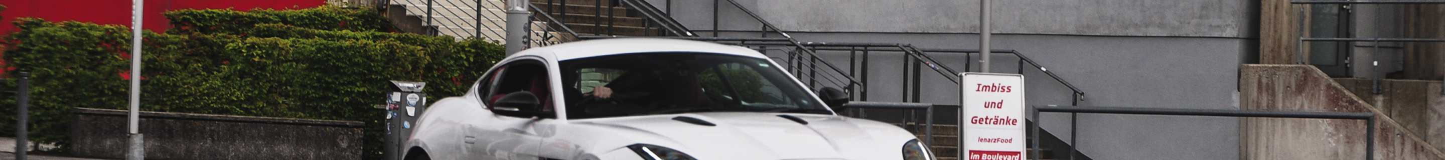 Jaguar F-TYPE R Coupé