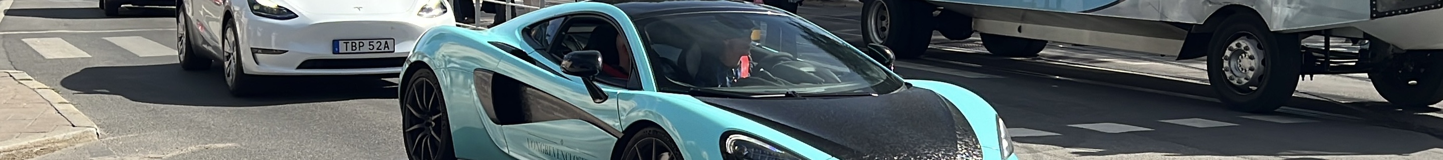 McLaren 570GT