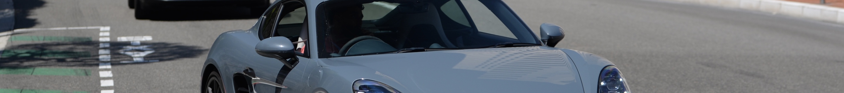 Porsche 718 Cayman S