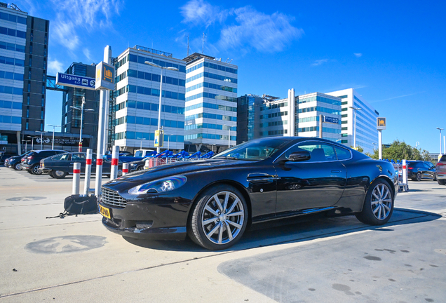 Aston Martin DB9