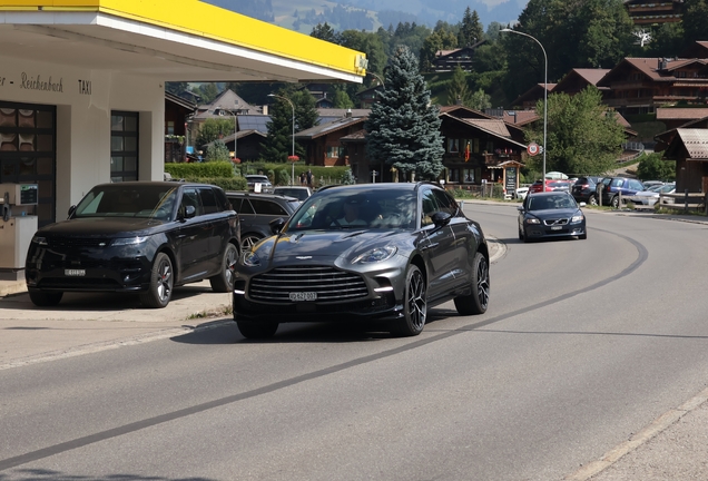 Aston Martin DBX707