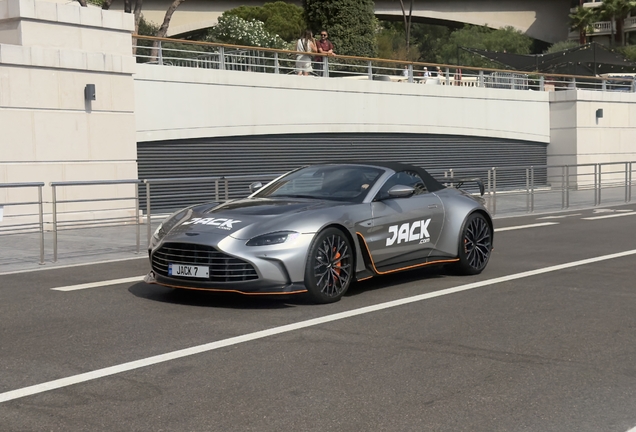 Aston Martin V12 Vantage Roadster 2023
