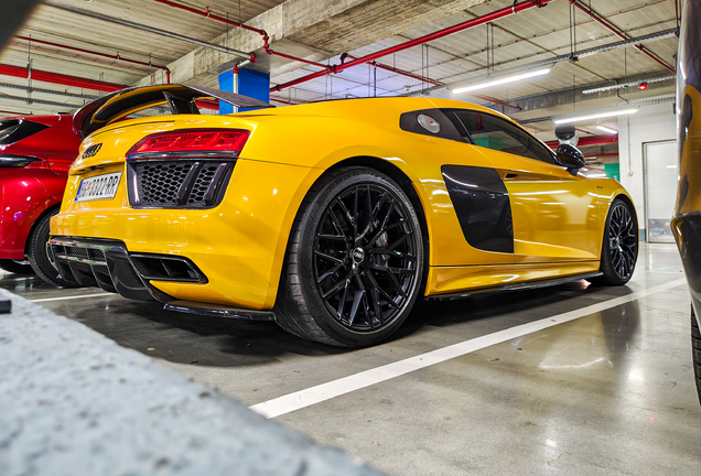 Audi R8 V10 Plus 2015