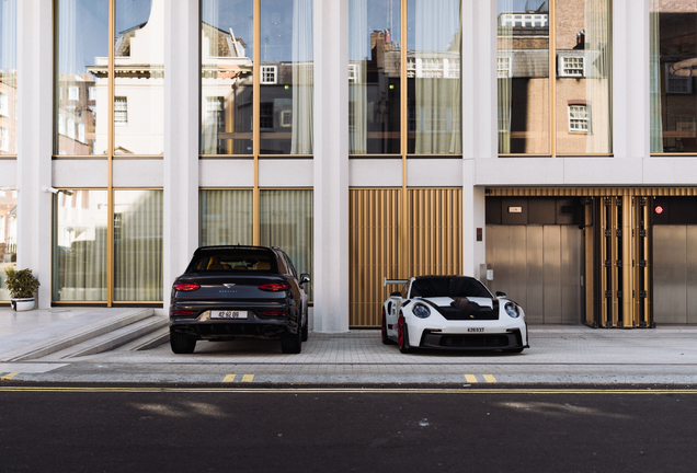 Bentley Bentayga Speed 2021