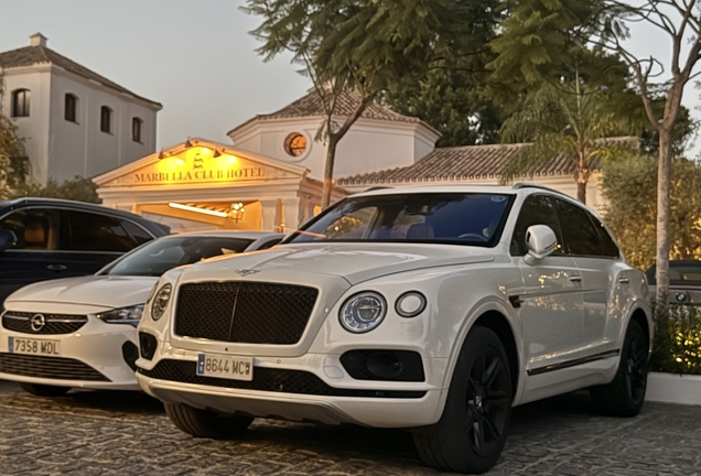 Bentley Bentayga V8