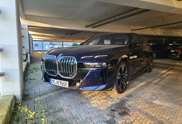 BMW M760e xDrive