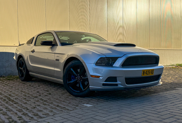 Ford Mustang GT 2013